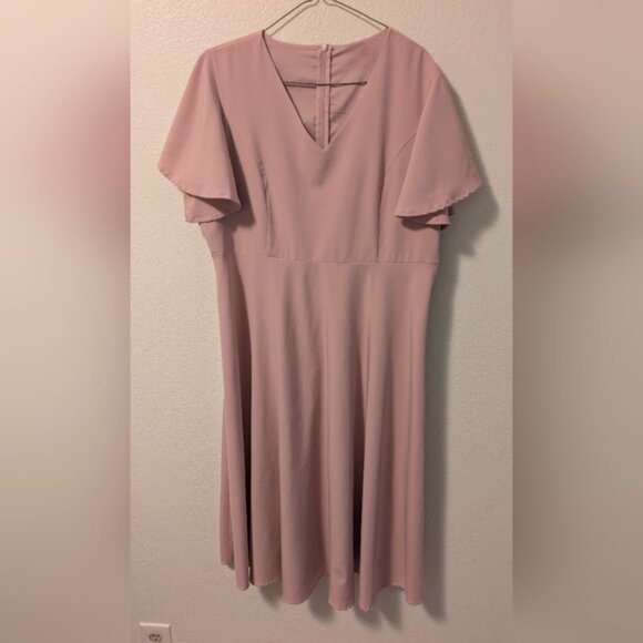Elegant Pink Women's Dress - Picture 1 of 3